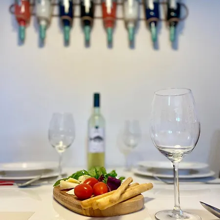 Dinka Old Town With Sea View 트로기르