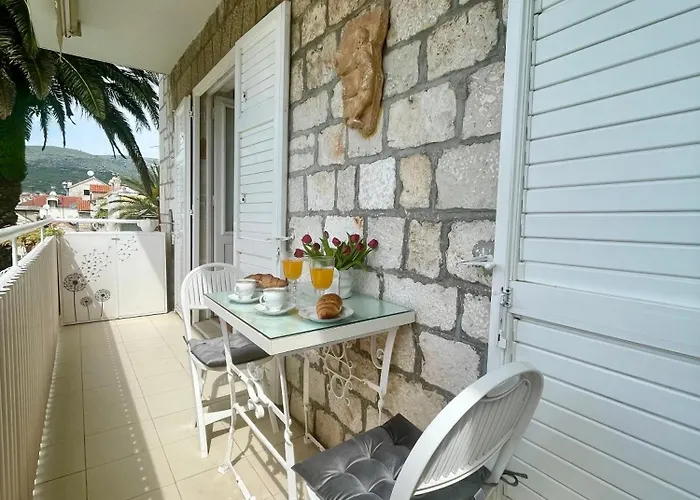 Dinka Old Town With Sea View Апартаменты Трогир