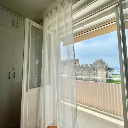Dinka Old Town With Sea View Apartament *