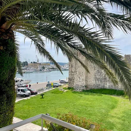 Dinka Old Town With Sea View * Trogir