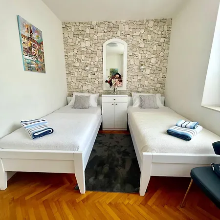 Dinka Old Town With Sea View Trogir