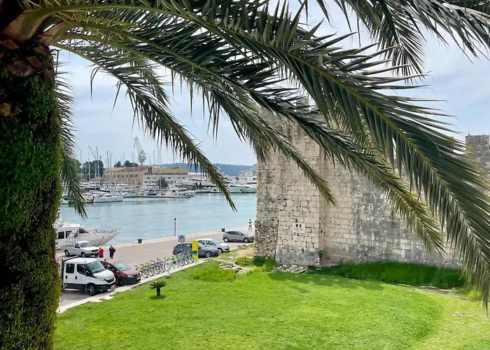 Dinka Old Town With Sea View * Trogir