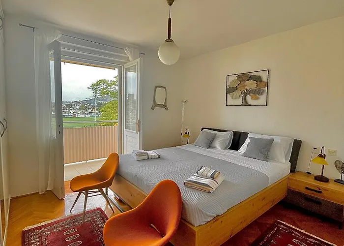 Apartment Dinka Old Town With Sea View